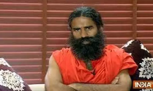 Health: बाबा रामदेव से जानिए स्वस्थ रहने के लिए योग और व्यायाम क्यों जरूरी है