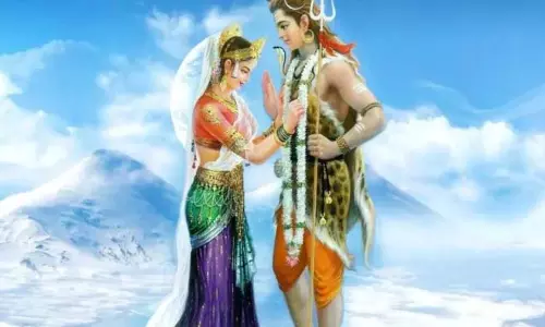 Shiv Mantra :सावन के महीने में करें इन 10 मंत्रों का जाप और पाएं भगवान शिव का आशीर्वाद
