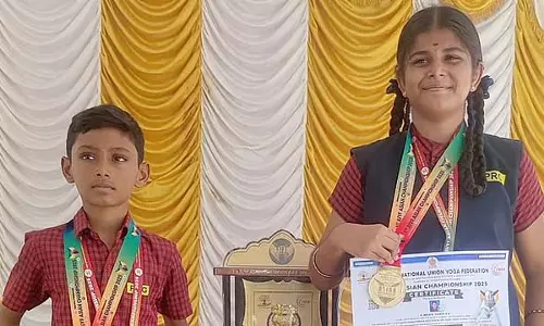 Tamil Nadu : पलानी के छात्रों ने एशियाई योग चैंपियनशिप में स्वर्ण पदक जीता Tamil Nadu : पलानी के छात्रों ने एशियाई योग चैंपियनशिप में स्वर्ण पदक जीता