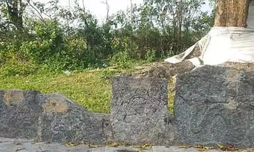 Tamil Nadu : पोन्नेरी के निकट प्राचीन केन्द्रीय पत्थरों की खोज हुई Tamil Nadu : पोन्नेरी के निकट प्राचीन केन्द्रीय पत्थरों की खोज हुई