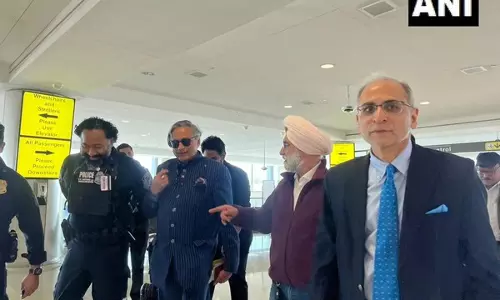 कांग्रेस सांसद Shashi Tharoor के नेतृत्व में सर्वदलीय प्रतिनिधिमंडल अमेरिका पहुंचा