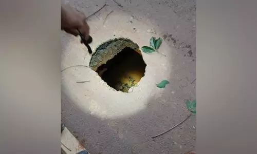 Kannur में चुझाली-चेंगलायी सड़क पर सिंकहोल के कारण यातायात बाधित
