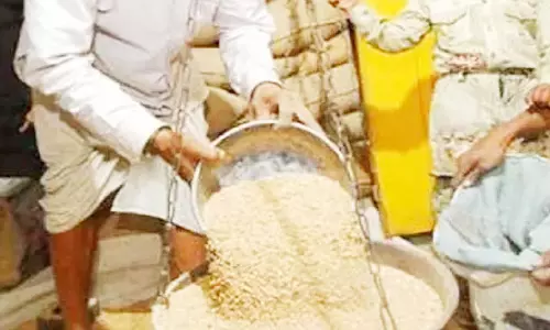 राशनदुकानदारों ने गलत जानकारी दी