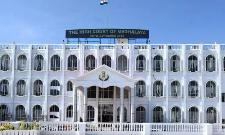 Meghalaya HC ने करीब 2 लाख मीट्रिक टन अवैध कोयले पर तत्काल कार्रवाई का आदेश दिया Meghalaya HC ने करीब 2 लाख मीट्रिक टन अवैध कोयले पर तत्काल कार्रवाई का आदेश दिया