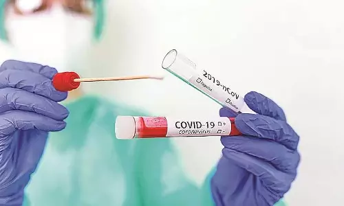 Bhopal : 42 वर्षीय महिला बुखार और गले में खराश के साथ अस्पताल पहुंची Bhopal : 42 वर्षीय महिला बुखार और गले में खराश के साथ अस्पताल पहुंची