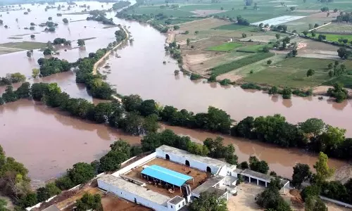 Sirsa के घग्गर क्षेत्र में बाढ़ का डर बढ़ा, नेताओं ने खतरे की चेतावनी दी Sirsa के घग्गर क्षेत्र में बाढ़ का डर बढ़ा, नेताओं ने खतरे की चेतावनी दी