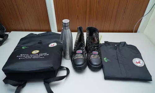 वन रक्षकों के लिए सुरक्षा किट: मैसूर ओपन यूनिवर्सिटी में कार्यक्रम