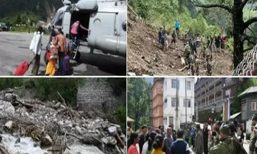 Sikkim landslide: 113 पर्यटकों को बचाया गया, 30 को हवाई मार्ग से निकाला गया, 6 लापता लोगों की तलाश जारी Sikkim landslide: 113 पर्यटकों को बचाया गया, 30 को हवाई मार्ग से निकाला गया, 6 लापता लोगों की तलाश जारी