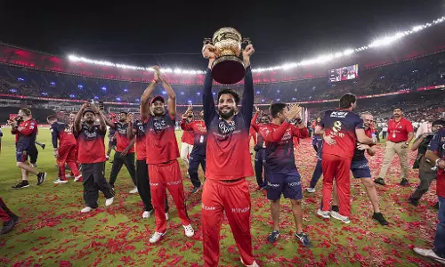 RCB की विजय परेड नहीं: स्टेडियम में कार्यक्रम
