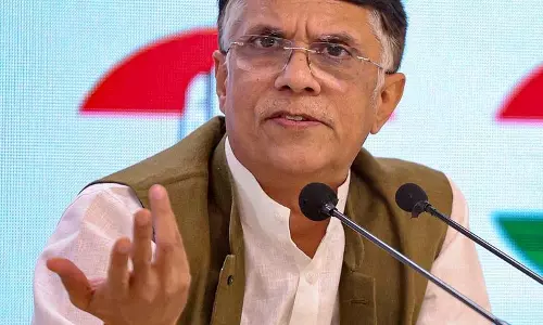 मोदी ने आत्मसमर्पण नहीं किया होता तो कश्मीर समस्या सुलझ सकती थी: Congress
