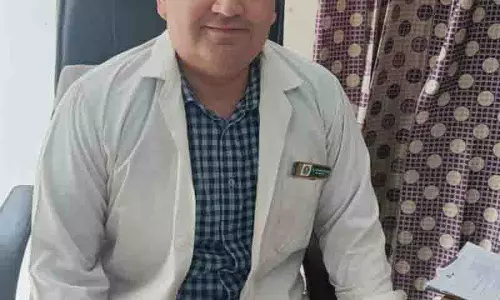 Jalandhar: ऑनलाइन रुझान त्वचा को मदद करने की बजाय नुकसान पहुंचा रहे