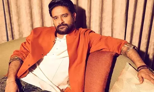 Jaideep Ahlawat ने अंधेरी वेस्ट में ₹10 करोड़ का अपार्टमेंट खरीदा Jaideep Ahlawat ने अंधेरी वेस्ट में ₹10 करोड़ का अपार्टमेंट खरीदा