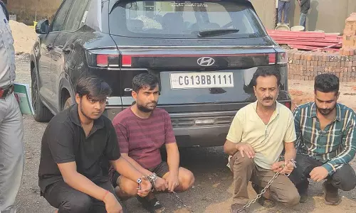 पुलिस पेट्रोलिंग टीम के साथ अभद्रता, चार गिरफ्तार