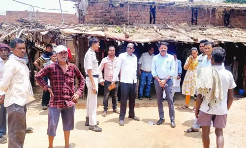 कमार डेरा में मूलभूत सुविधाओं के विकास के लिए एसडीएम ने किया स्थलीय निरीक्षण