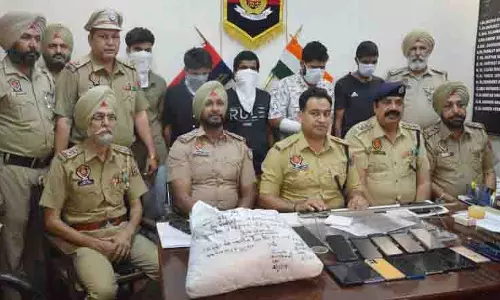 Ludhiana: पुलिस ने चोरी के आरोप में सात लोगों को किया गिरफ्तार Ludhiana: पुलिस ने चोरी के आरोप में सात लोगों को किया गिरफ्तार