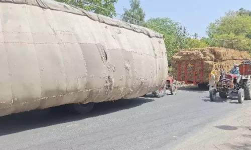 Punjab में ओवरलोड वाहन बना खतरा Punjab में ओवरलोड वाहन बना खतरा
