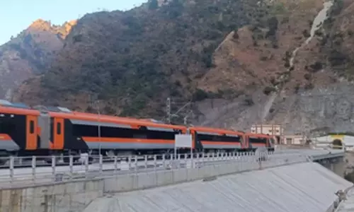 Katra  के निवासियों को पीएम मोदी के दौरे का बेसब्री से इंतजार; वंदे भारत ट्रेनों से मिलने वाले लाभों को गिनाया