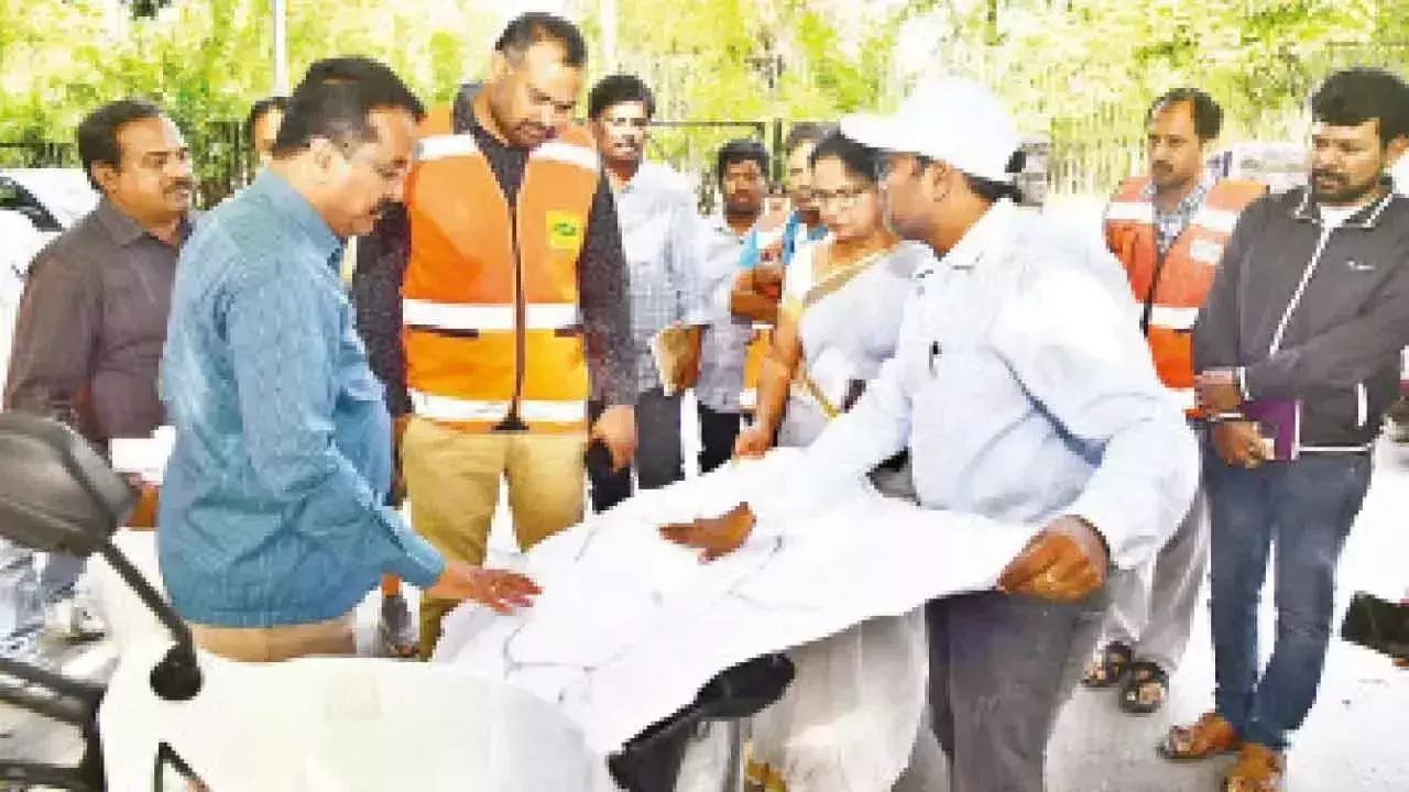 Telangana: कृपया आवारा कुत्तों को न ले जाएँ! अपने पालतू कुत्ते को लाइसेंस के साथ शहर के पार्क में घुमाएँ Telangana: कृपया आवारा कुत्तों को न ले जाएँ! अपने पालतू कुत्ते को लाइसेंस के साथ शहर के पार्क में घुमाएँ