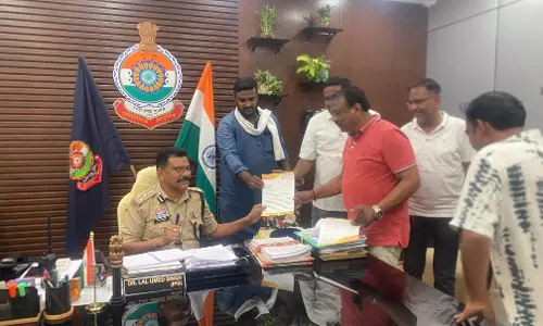 रायपुर में बढ़ते अपराध, नशा और देहव्यापार पर कांग्रेस नेता कन्हैया अग्रवाल ने SSP को सौंपा ज्ञापन