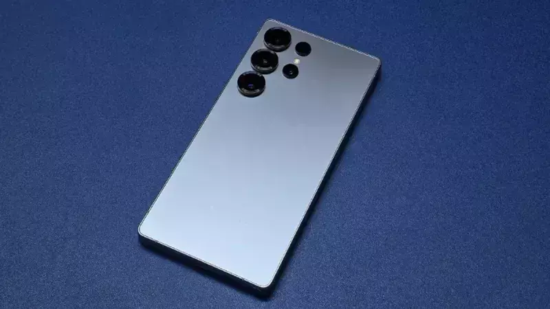 Samsung के Ultra Slim फोन पर ₹12,000 का तगड़ा ऑफर, जानिए डिटेल्स