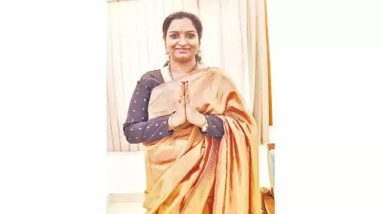 Telangana: सांसद के रूप में पहले वर्ष में काव्या ने उल्लेखनीय उपलब्धियां हासिल कीं Telangana: सांसद के रूप में पहले वर्ष में काव्या ने उल्लेखनीय उपलब्धियां हासिल कीं