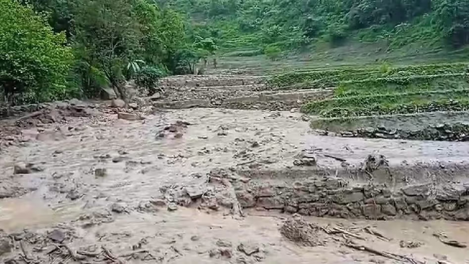 Nagaland के फेक प्रशासन ने बाढ़, भूस्खलन के खतरे के बीच मानसून संबंधी सलाह जारी की