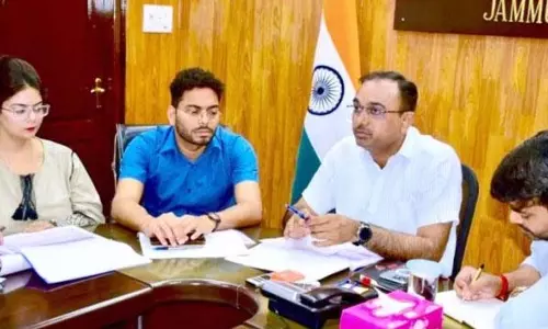 मंडलायुक्त ने Jammu स्मार्ट सिटी परियोजनाओं की प्रगति की समीक्षा की