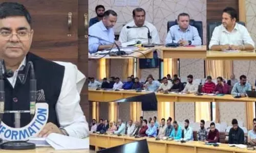 DC किश्तवाड़ ने मॉडल पंचायतों में विकास कार्यों के क्रियान्वयन की समीक्षा की