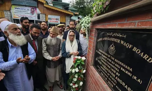 J&K:वक्फ चेयरपर्सन ने चरार-ए-शरीफ और पखारपोरा दरगाहों पर ईद इंतजामों की समीक्षा की