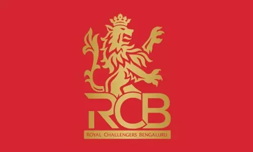 RCB ने बेंगलुरु भगदड़ में हुई मौतों पर जताया शोक RCB ने बेंगलुरु भगदड़ में हुई मौतों पर जताया शोक