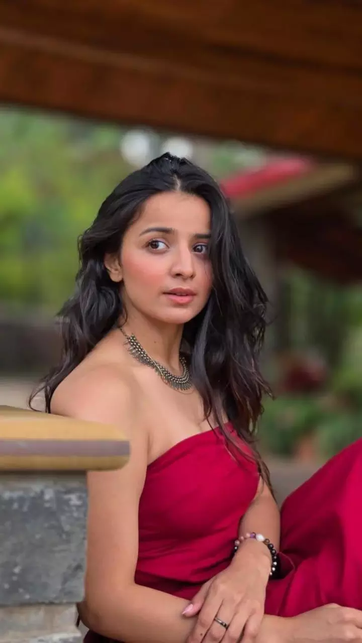 नेहा शेट्टी का कातिलाना अंदाज