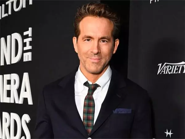 Ryan Reynolds की डॉक्यूमेंट्री जॉन कैंडी: आई लाइक मी टोरंटो फिल्म फेस्टिवल के 50वें संस्करण की शुरुआत करेगी Ryan Reynolds की डॉक्यूमेंट्री जॉन कैंडी: आई लाइक मी टोरंटो फिल्म फेस्टिवल के 50वें संस्करण की शुरुआत करेगी