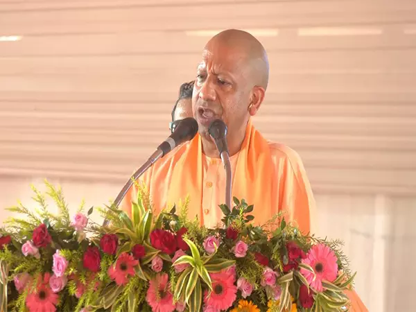CM Yogi राम जन्मभूमि मंदिर में प्राण प्रतिष्ठा समारोह में शामिल हुए CM Yogi राम जन्मभूमि मंदिर में प्राण प्रतिष्ठा समारोह में शामिल हुए
