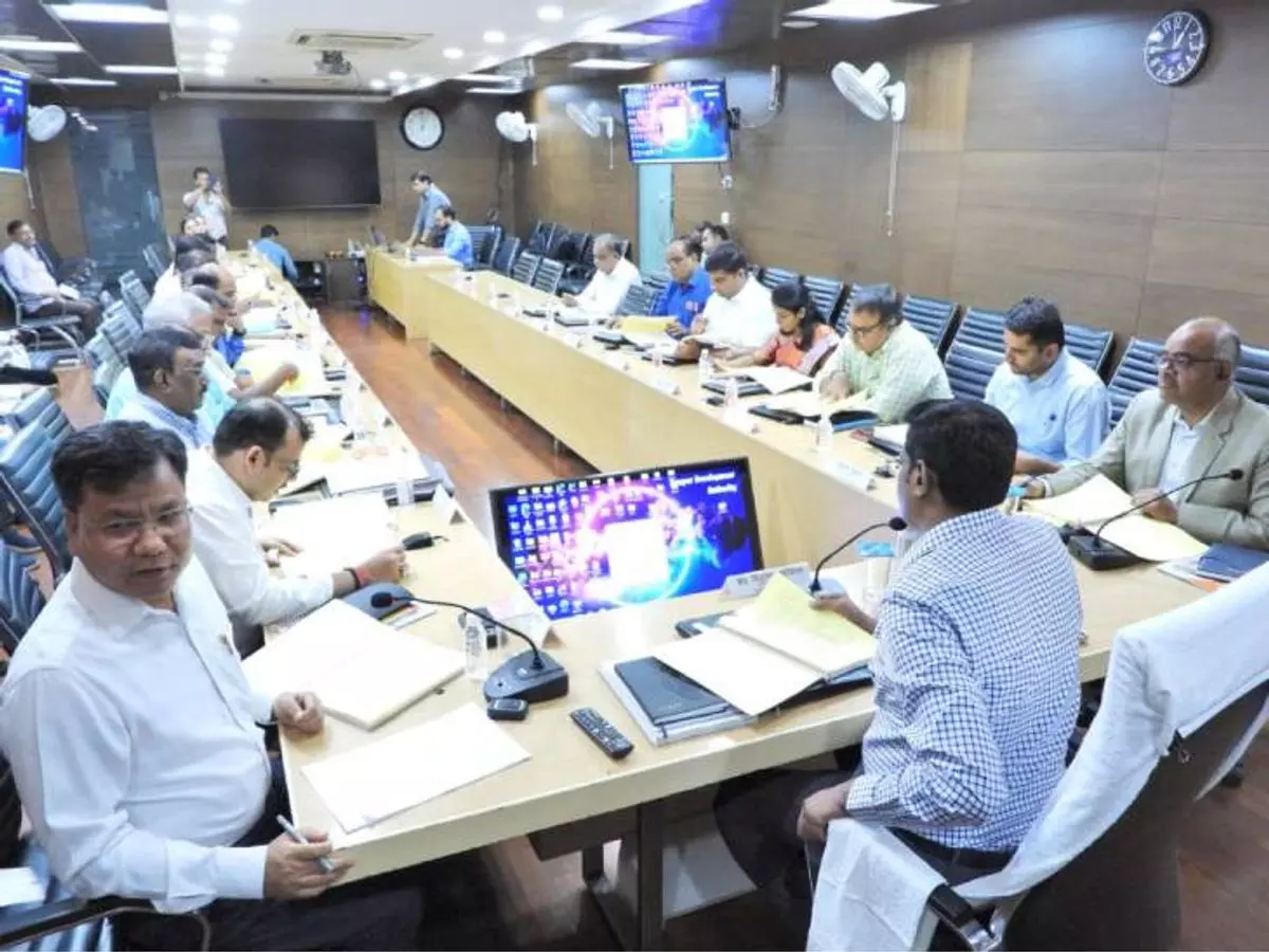 Kanpur को संवारने के लिए 50 हजार करोड़ का रोडमैप तैयार, मुख्यमंत्री की पहल Kanpur को संवारने के लिए 50 हजार करोड़ का रोडमैप तैयार, मुख्यमंत्री की पहल