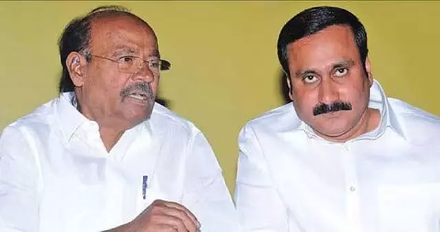 Tamil Nadu : अंबुमणि की रामदास से मुलाकात Tamil Nadu : अंबुमणि की रामदास से मुलाकात