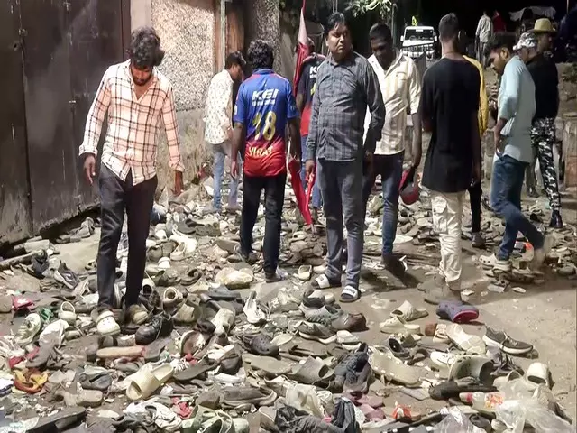 AAP के अधिवक्ता ने केएससीए के खिलाफ FIR दर्ज करने के लिए बेंगलुरु पुलिस आयुक्त को शिकायत सौंपी AAP के अधिवक्ता ने केएससीए के खिलाफ FIR दर्ज करने के लिए बेंगलुरु पुलिस आयुक्त को शिकायत सौंपी