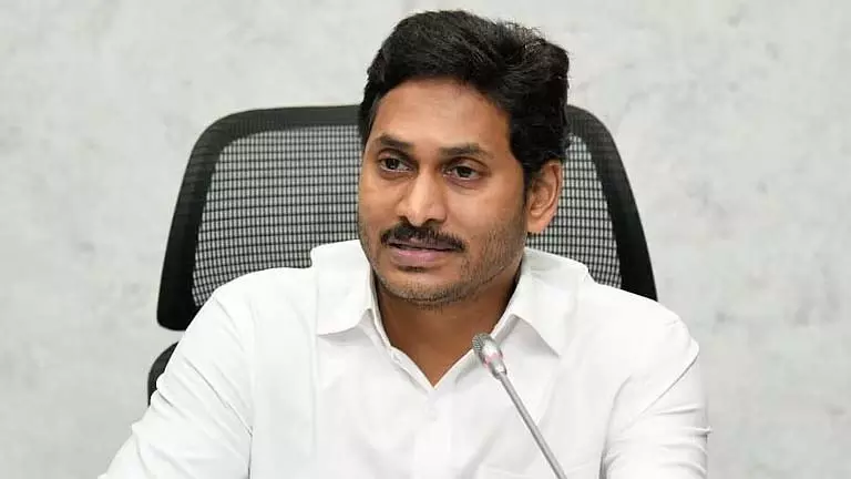 NDA की जीत के एक साल बाद भी कोई सुपर सिक्स नहीं: YSRCP प्रमुख जगन NDA की जीत के एक साल बाद भी कोई सुपर सिक्स नहीं: YSRCP प्रमुख जगन