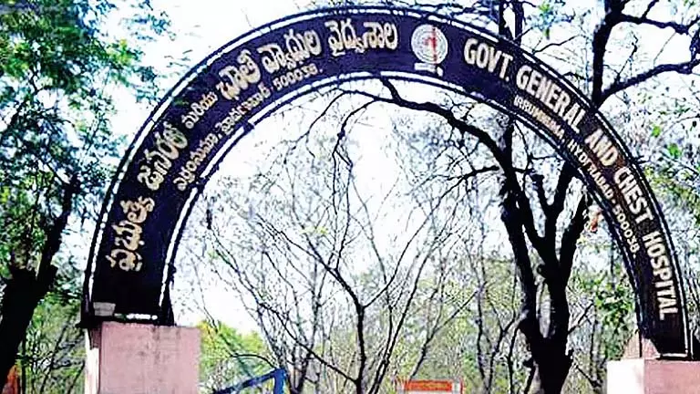 IMH एर्रागड्डा में मिठाई के कारण भोजन विषाक्तता हुई IMH एर्रागड्डा में मिठाई के कारण भोजन विषाक्तता हुई