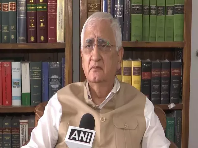हमने आतंकवाद के खिलाफ एक स्वर में बात की: कांग्रेस नेता Salman Khurshid हमने आतंकवाद के खिलाफ एक स्वर में बात की: कांग्रेस नेता Salman Khurshid