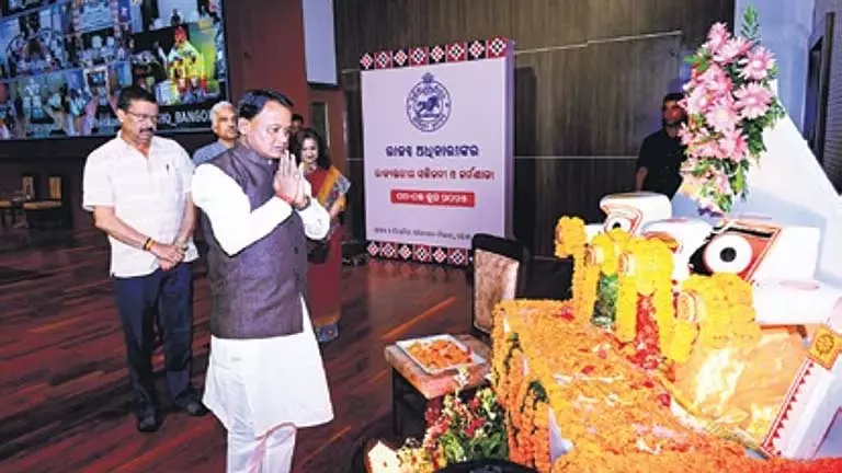 CM मोहन माझी ने राजस्व अधिकारियों को लघु खनिज प्रबंधन का जिम्मा सौंपने के संकेत दिए CM मोहन माझी ने राजस्व अधिकारियों को लघु खनिज प्रबंधन का जिम्मा सौंपने के संकेत दिए