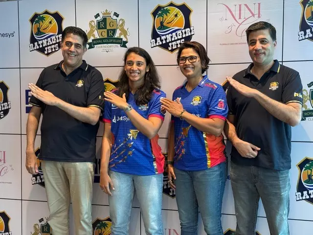 फ्रैंचाइज़ी क्रिकेट खेल में एक अलग तरह का व्यावसायिकता लाता है: Smriti Mandhana फ्रैंचाइज़ी क्रिकेट खेल में एक अलग तरह का व्यावसायिकता लाता है: Smriti Mandhana