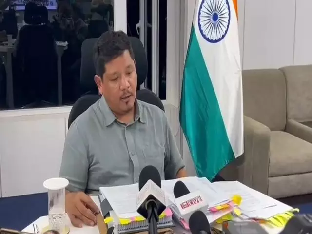 इंदौर पर्यटक हत्या मामले में न्याय मिलेगा: मेघालय के CM कोनराड संगमा इंदौर पर्यटक हत्या मामले में न्याय मिलेगा: मेघालय के CM कोनराड संगमा