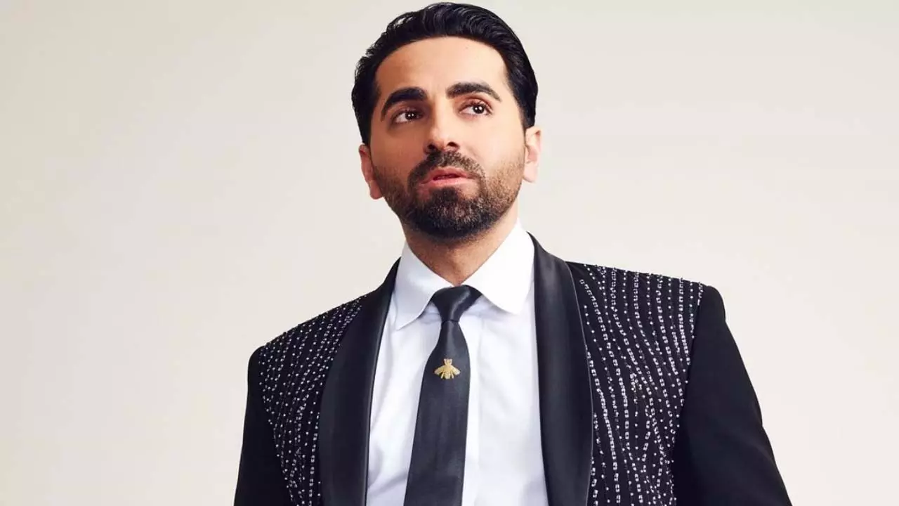 Ayushmann Khurrana नवंबर में सूरज बड़जात्या की अगली फिल्म शुरू करेंगे Ayushmann Khurrana नवंबर में सूरज बड़जात्या की अगली फिल्म शुरू करेंगे