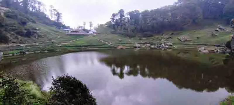 Himachal: पर्यटकों की आमद के बावजूद बंजार घाटी में बुनियादी सुविधाओं का अभाव Himachal: पर्यटकों की आमद के बावजूद बंजार घाटी में बुनियादी सुविधाओं का अभाव