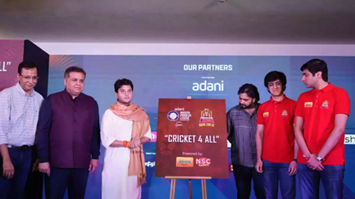 जबलपुर रॉयल लायंस ने जमीनी स्तर पर क्रिकेट पहल क्रिकेट 4 ऑल के साथ सीजन 2 की शुरुआत की जबलपुर रॉयल लायंस ने जमीनी स्तर पर क्रिकेट पहल क्रिकेट 4 ऑल के साथ सीजन 2 की शुरुआत की