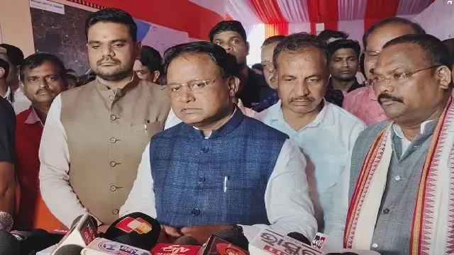 Ganjam में 28,000 करोड़ की 12 परियोजनाओं की नींव रखी गई Ganjam में 28,000 करोड़ की 12 परियोजनाओं की नींव रखी गई