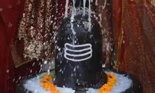 Ganga Dussehra: गंगा दशहरा पर ऐसे करें शिवलिंग का अभिषेक, जीवन के सभी कष्ट होंगे दूर