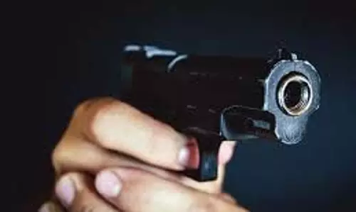 Guna: शराब कारोबारी के अकाउंटेंट को बदमाशों ने दिनदहाड़े मारी गोली Guna: शराब कारोबारी के अकाउंटेंट को बदमाशों ने दिनदहाड़े मारी गोली