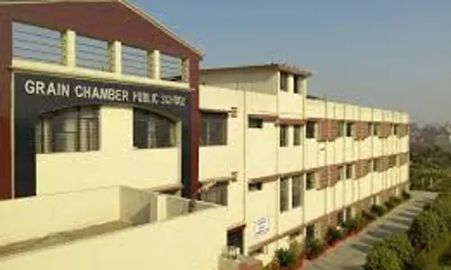 Muzaffarnagar: जीसी पब्लिक स्कूल की फर्जी मान्यता उजागर Muzaffarnagar: जीसी पब्लिक स्कूल की फर्जी मान्यता उजागर