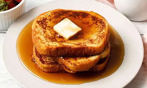 French Toast के साथ वीकेंड को बनाएं खास French Toast के साथ वीकेंड को बनाएं खास